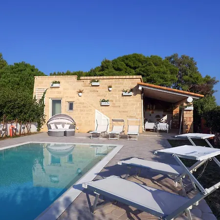 Con Piscina Seychelles Del Salento Villa *